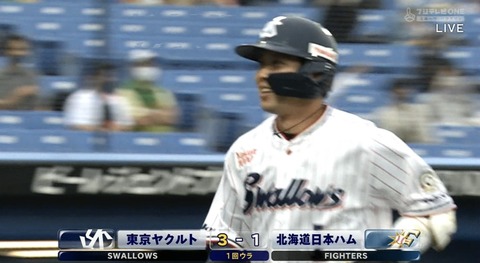 02F6DB14-0328-49C1-9D0C-C988ED7C4FC9