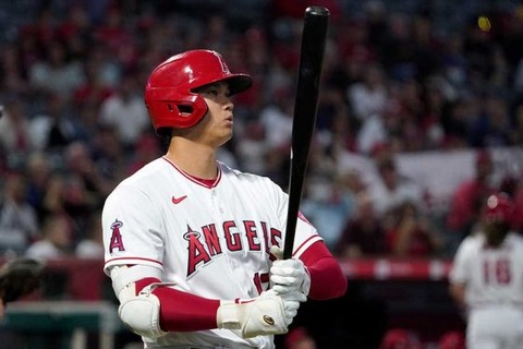 20210925_ohtani2_ap-560x373