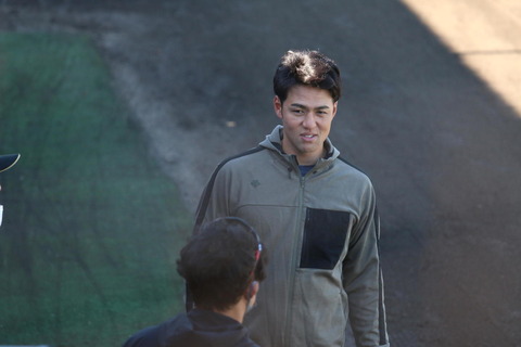 202111110000776-w1300_0