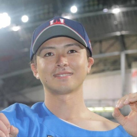 D6C97C8F-BD49-4BAD-A139-6167BFC5877A