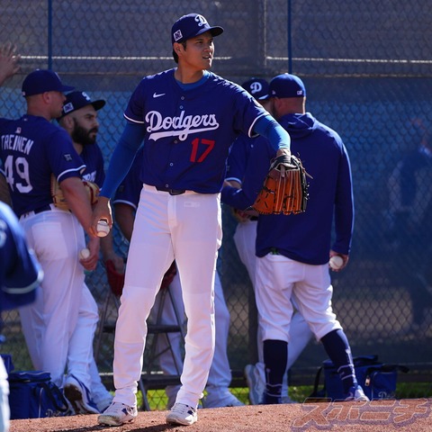 WX0FVQ1