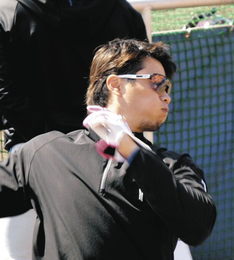 【日本ハム】西川遥輝の本塁打は『リプレイ検証』で取り消し…ファウルの判定に、入ればOP戦第2号だったが