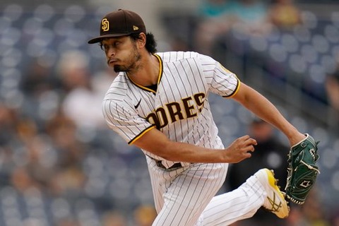 20210506_darvish_ap-560x373