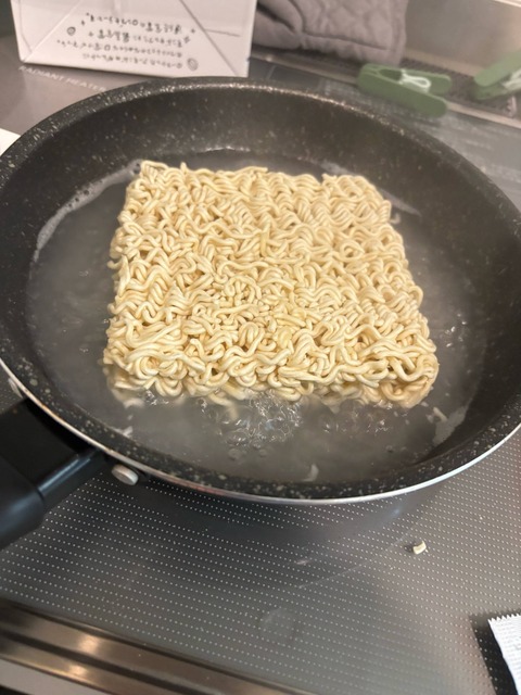 saWWKRt