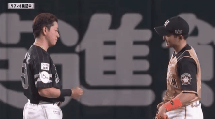 700CC7DD-63DF-43A7-9946-720A76DFE356