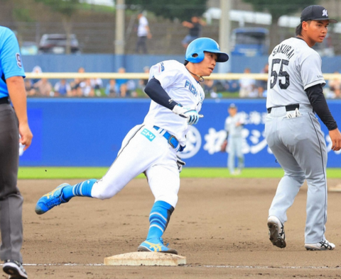 【日本ハム】中島卓也が感無量の“2軍引退試合”　ベンチ裏で号泣「幸せだな」
