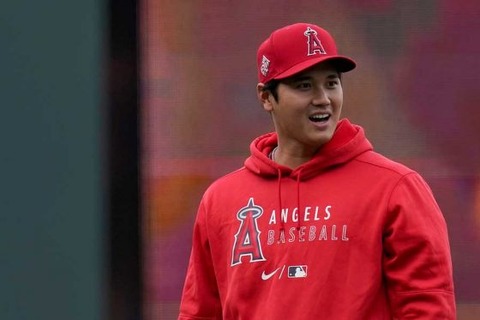 20210413_ohtani1_ap-560x373