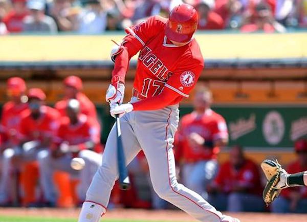 大谷翔平の全力スイングを尻で受けとめたら1億円