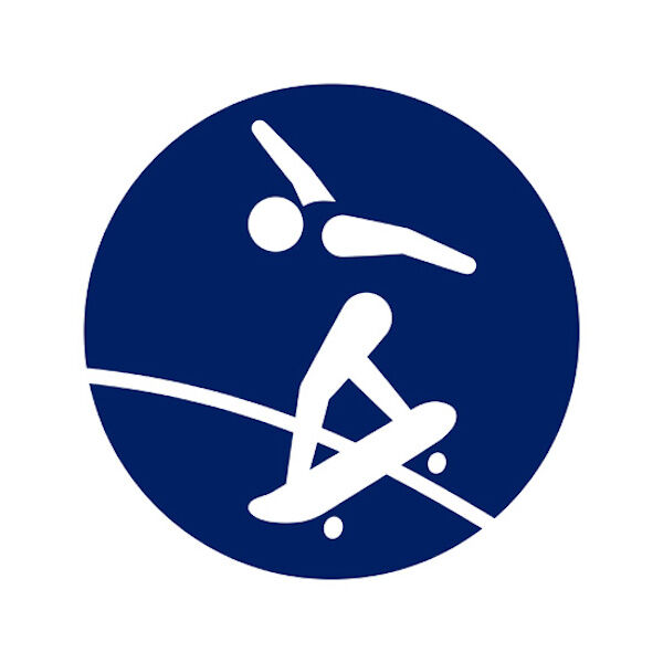 pct903-Skateboarding