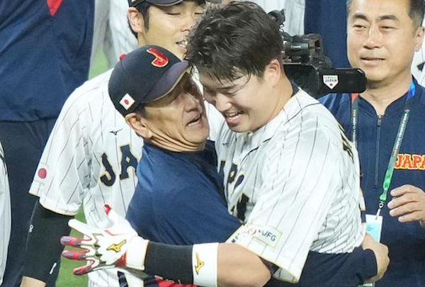 栗山監督のWBC優勝記念パレードが開催決定ｗｗｗｗ