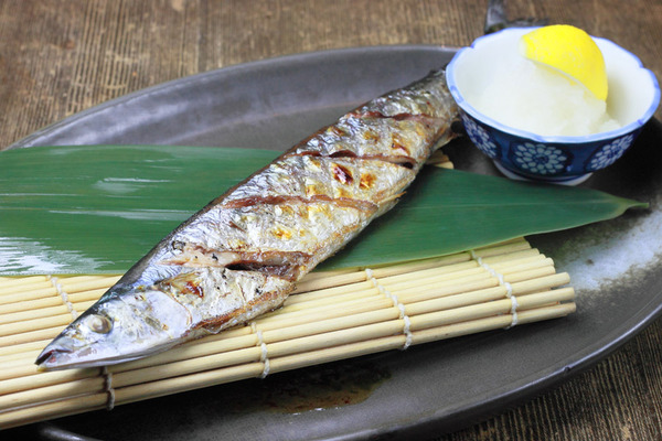 焼き魚（美味しいです、健康にいいです、日本の伝統です）←お前らが食わない理由