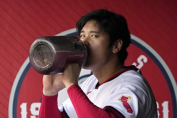 大谷は肘を治すために毎日プロテインを1200グラムも摂取していた←これ