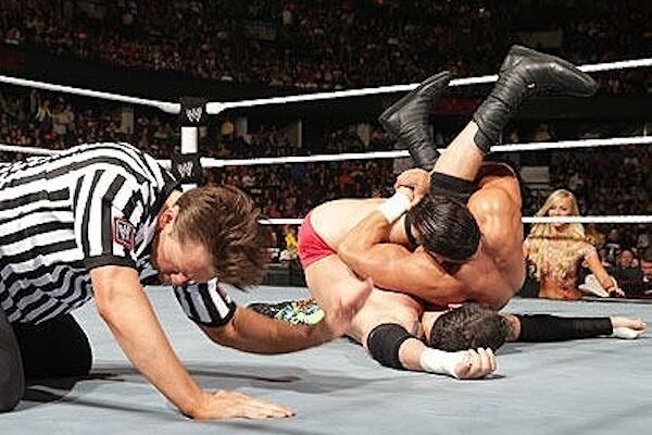 prowrestling-referee-1-2