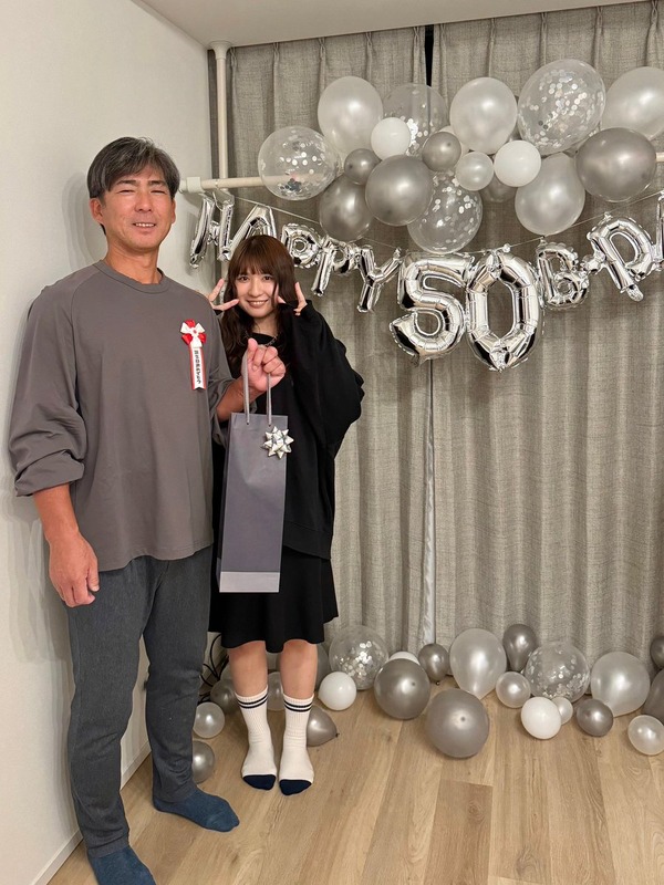 小笠原道大さん、50歳の誕生日を祝福される