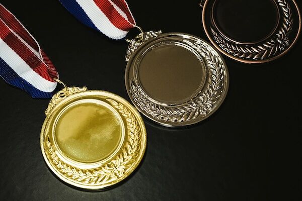 medal1666_TP_V.jpgのコピー