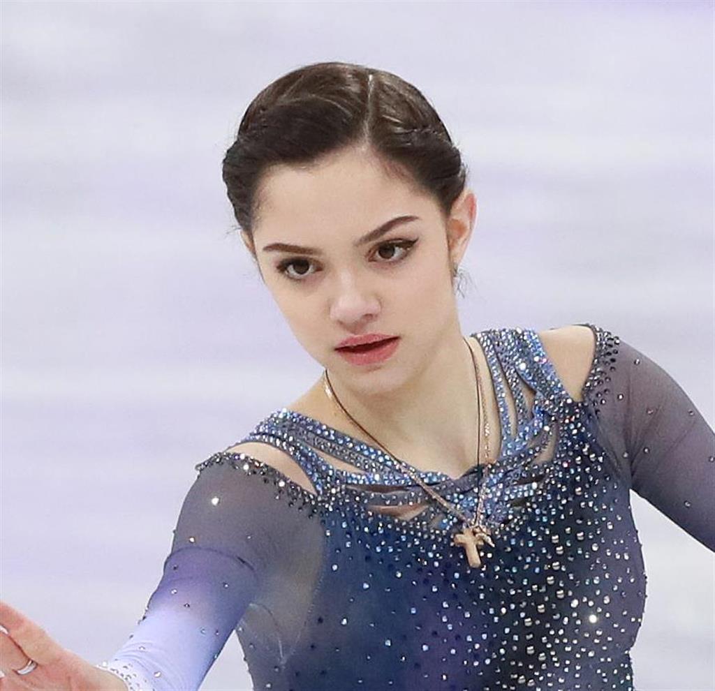 メドベージェワ選手のコスチュームで論争 フィギュア選手 どこまで許されるか 下品 ねたみ 動画もあるよ フィギュアスケートの魅力まとめ