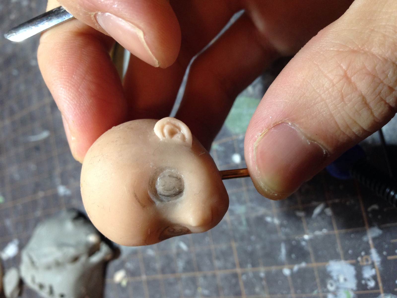 リンちゃん制作part3 お耳 フィギュア作るおwwwwwwfromvip リンちゃん制作part3 お耳 フィギュア作るおwwwwwwfromvip