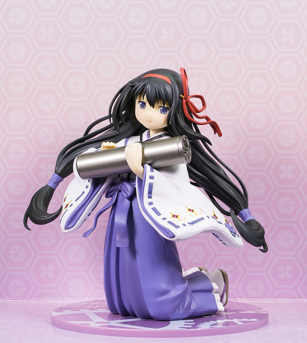 miko-homura-10