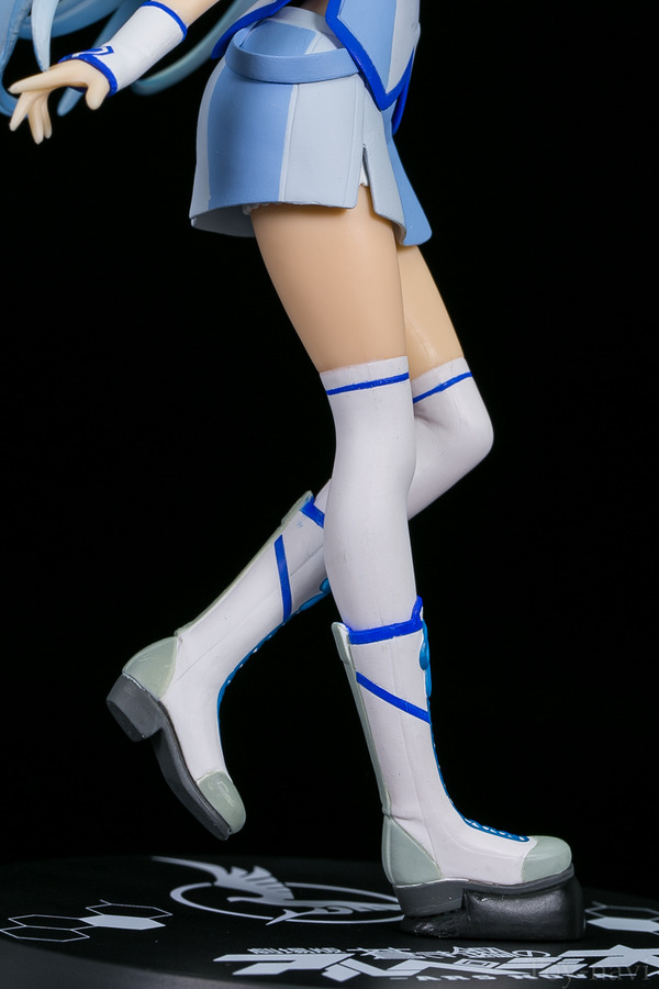 pmfigure iona-33