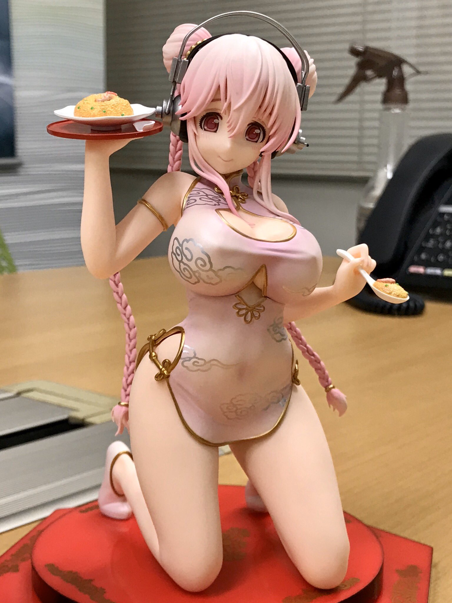 そに子 エモントイズ すーぱーそに子 チャイナドレスver 工場サンプル監修中 今月発売予定 Figure News