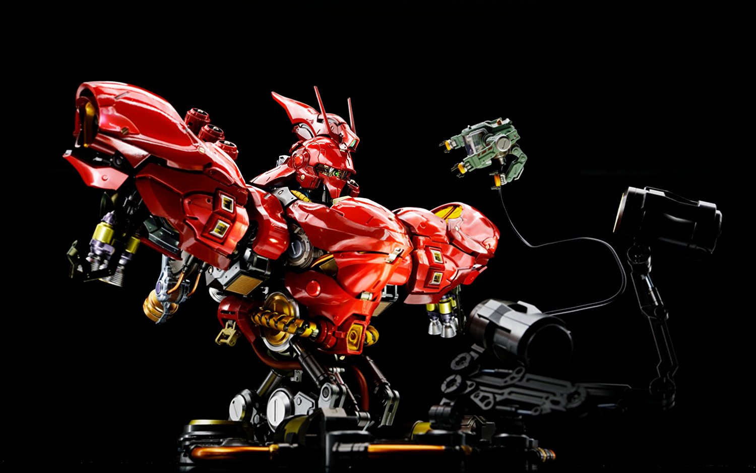 Formania Ex サザビー 本日16時予約開始 ライトギミックありのディスプレイモデル Figure News Formania Ex サザビー 本日16時予約開始 ライトギミックありのディスプレイモデル Figure News