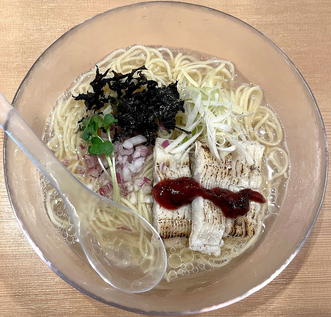 らぁ麺 鳳仙花 新宿歌舞伎町 11 00 Fileのラーメンファイル