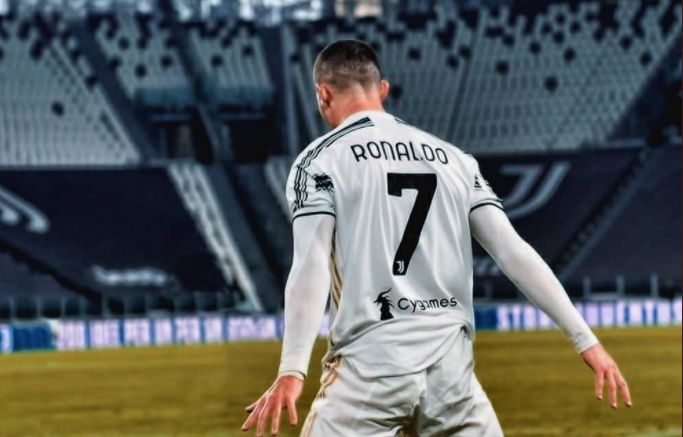 Gasedaro? dello sports CR7はユナイテッドへ CL組み合わせ