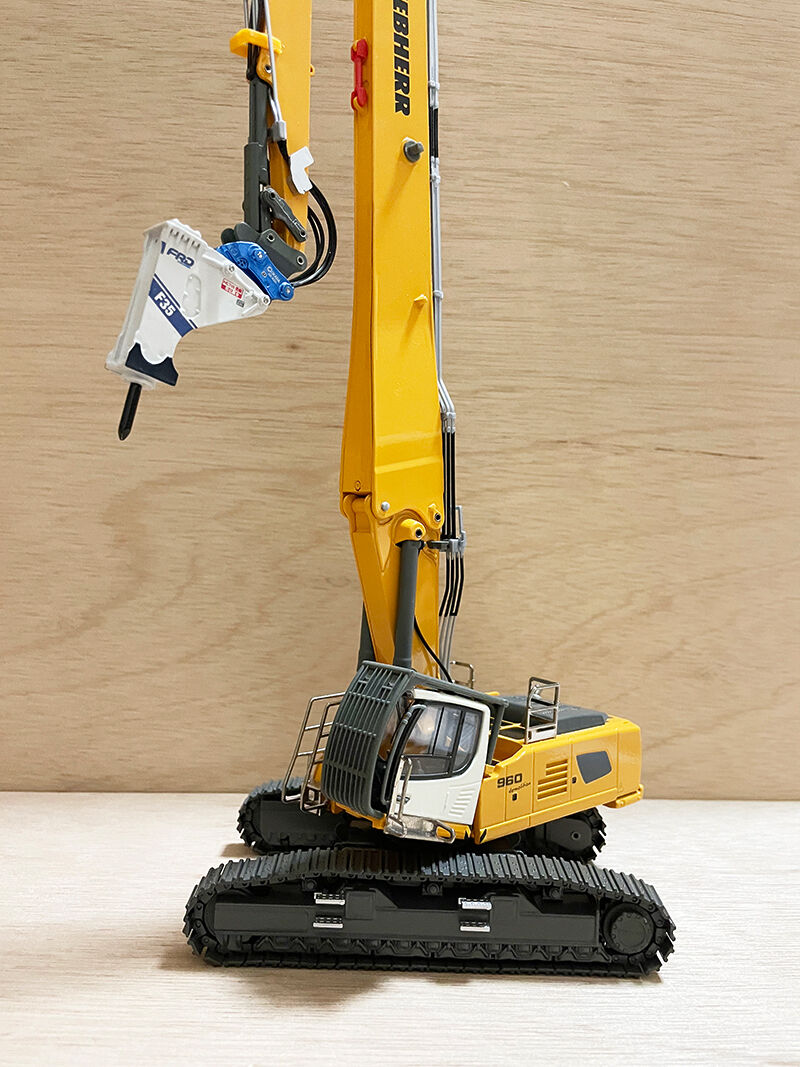 CONRAD LIEBHERR R960 DEMOLITION 解体機 : final_driveのblog
