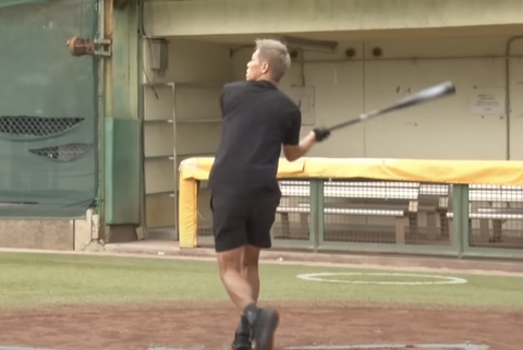 【朗報】本田圭佑さん、13球目でホームランを打ってしまう