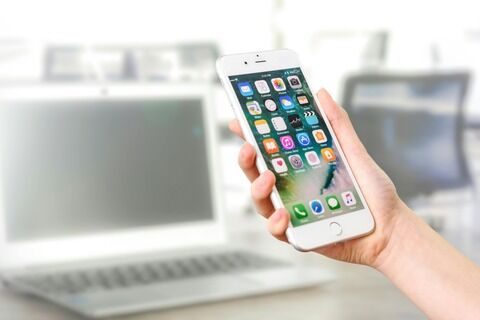 【悲報】スマホさん、進化が止まる