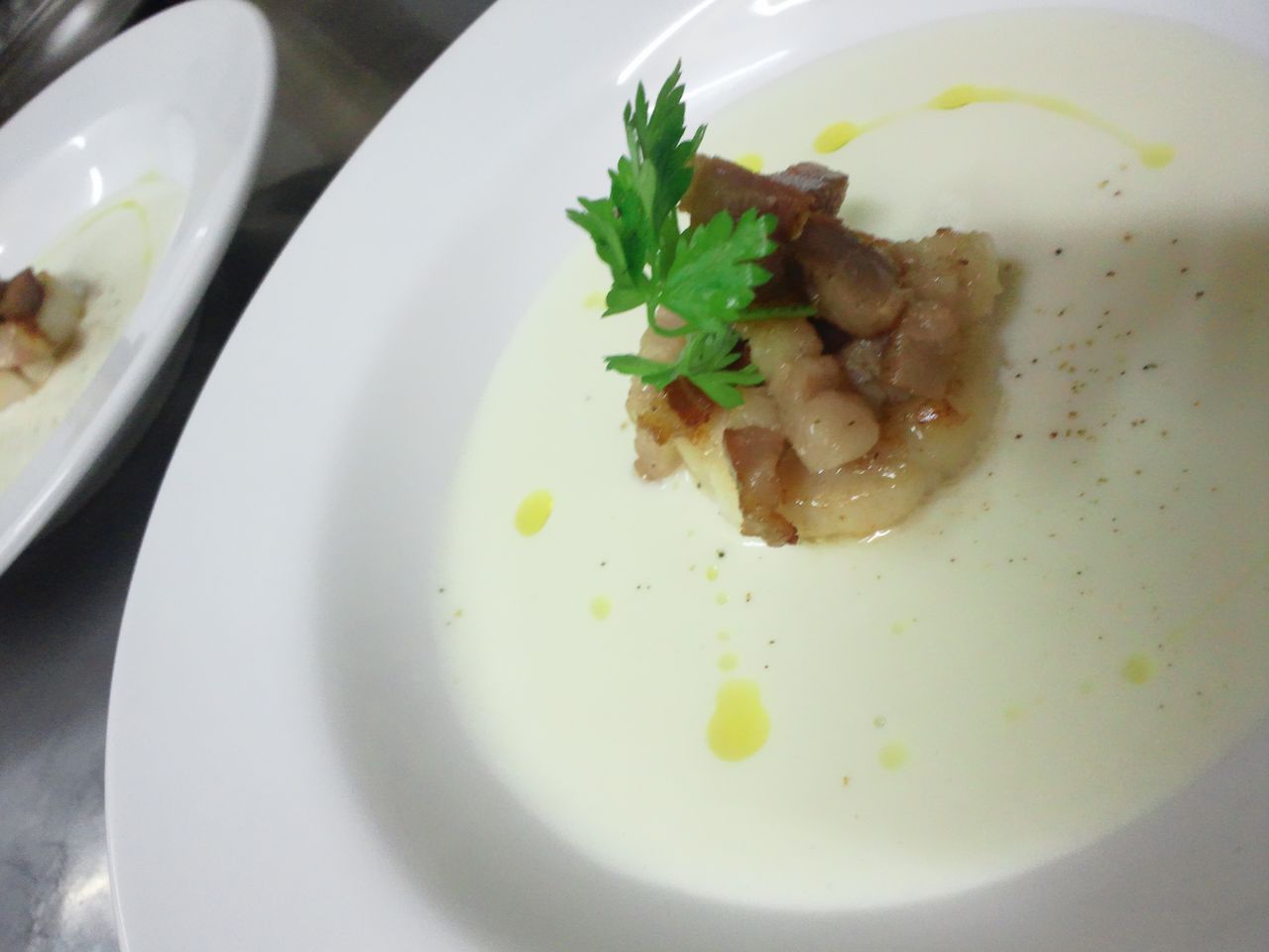 経血がついたフェイスマスク: この雰囲気を味わってください