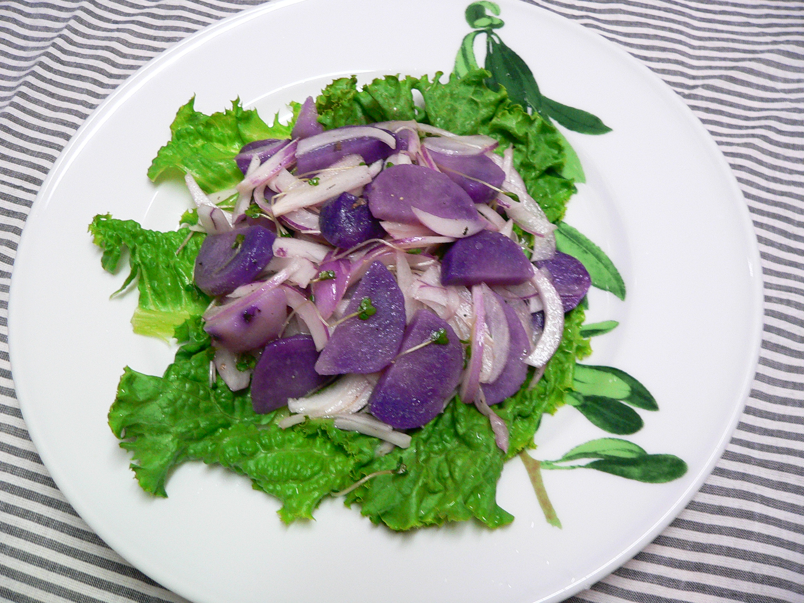 シャドークイーンのサラダ みどりのkitchen