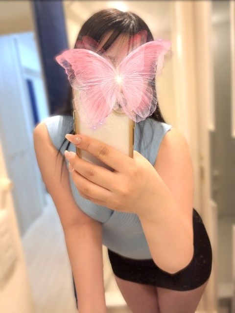 GlVEVipXwAAr0BV背景ぼかし