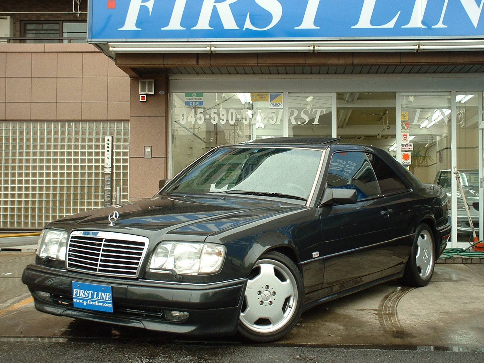 W124 ｸｰﾍﾟ入庫します 神奈川県横浜市のw124 ベンツ ｂｍｗ中古車販売 買取り 車検 整備のファーストライン