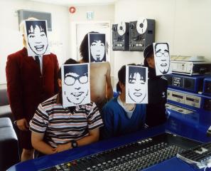 魅惑のお面バンド かえる日記