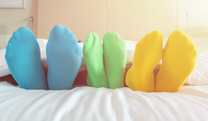 まさかの低体温症を避けるために｜冬の寝室温度管理と靴下の真実