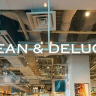 バーベキューやキャンプに必須！クーラーバッグで快適な屋外食事体験