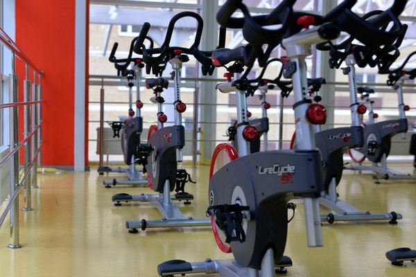 自転車ダイエット成功のカギ！やせる人とやせない人の乗り方徹底比較