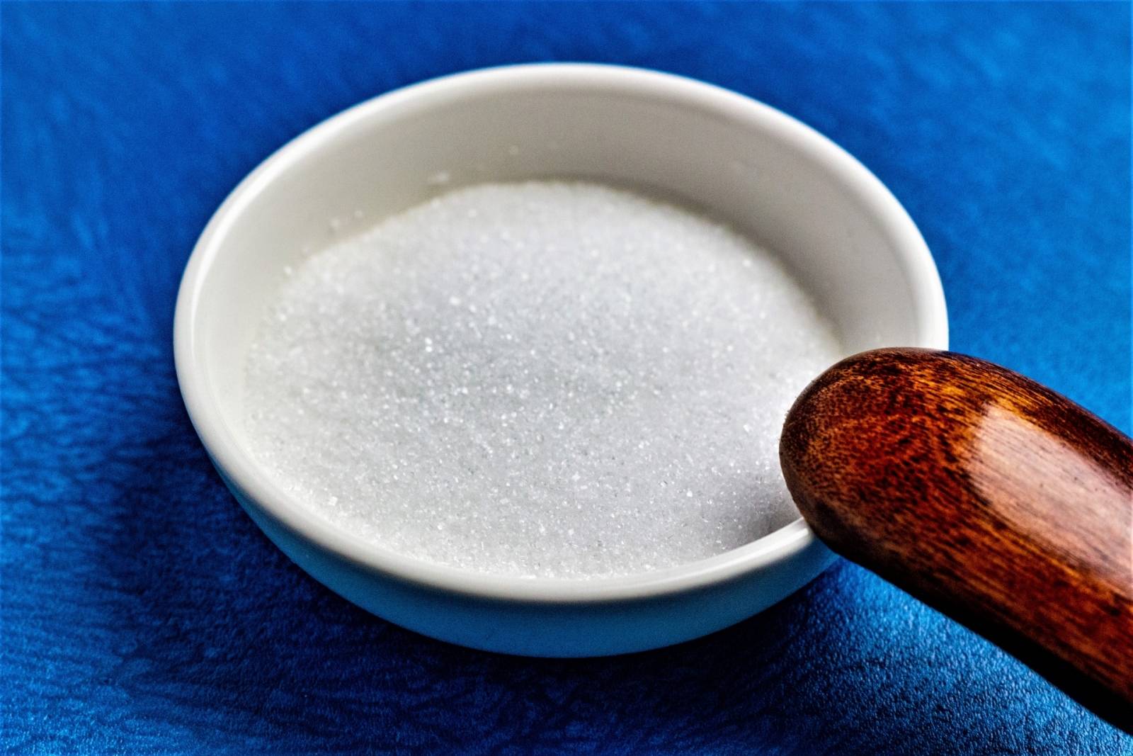 「白」と「茶」の砂糖、どちらが体に良い？あさイチが明かす驚きの比較結果
