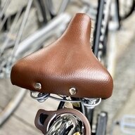 自転車サドルの進化と快適さの重要性