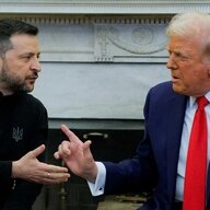米国の恥か、強いリーダーシップか？トランプとゼレンスキーの公開口論
