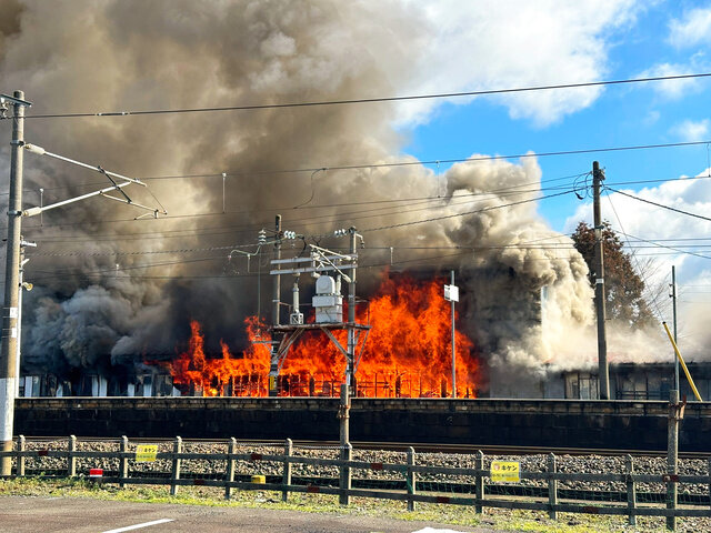 沿線火災によるJR運行停止：千葉県と名古屋の影響分析
