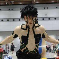 腹筋を引き締める！腕を太くする！コスプレ目標に筋トレ挑戦