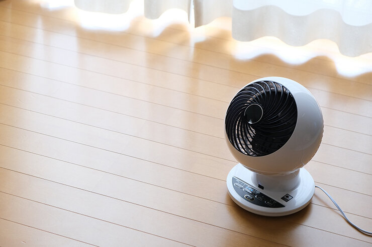 エアコン使用の悩み解決！夜の暖房は電気代100円以下で快適寝室