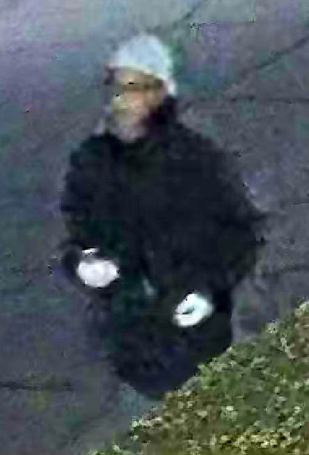 長野駅前の通り魔事件：刃物男が逃走、背景に迫る
