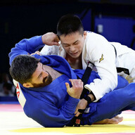 「瀬戸勇次郎、初の金メダル獲得！快挙にファンも歓喜」