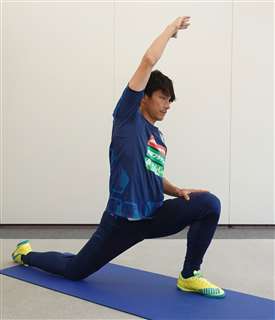 たった1分！腸腰筋ストレッチで開脚を攻略する方法