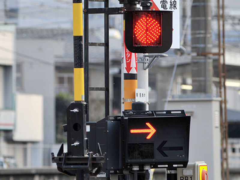 京王線と東武線の人身事故：影響と運転再開の見通し