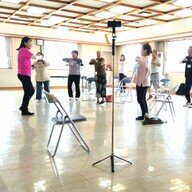 地域で行われる「笑い神事」や「笑い講」の魅力に迫る