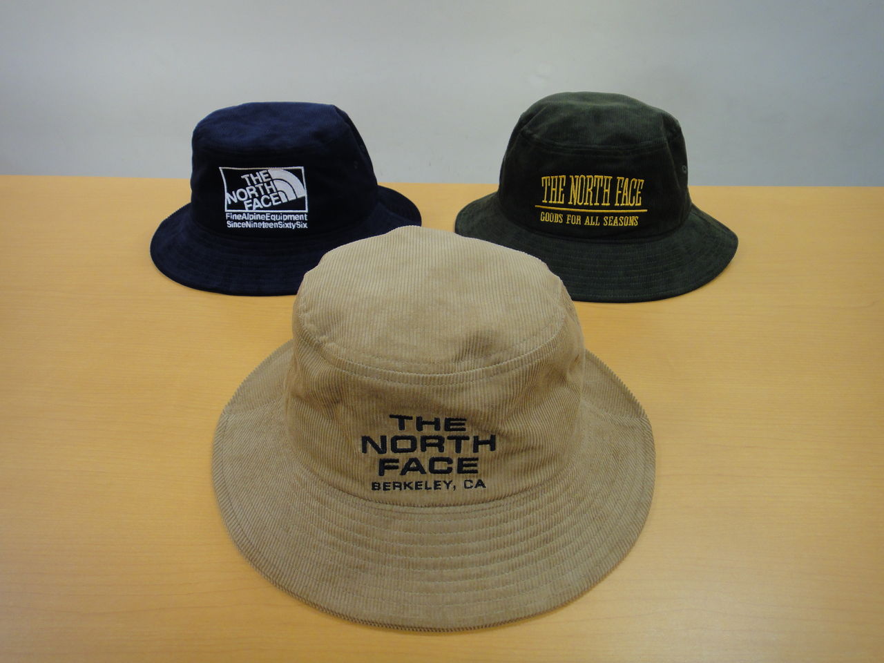THE NORTH FACE(ザノースフェイス) / NN41618/バケットハット/コーデュロイ/紺/ネイビー/無地/メンズ |  中古品の販売・通販ならセカンドストリート THE NORTH FACE コーデュロイ バケットハット